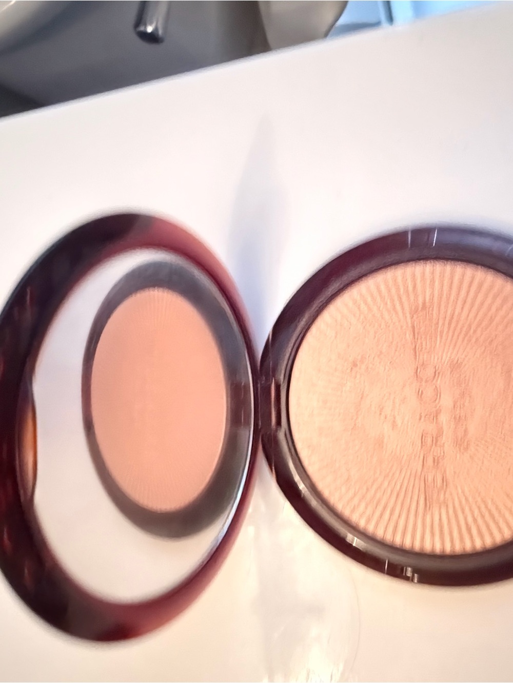 GUERLAIN Highlighter